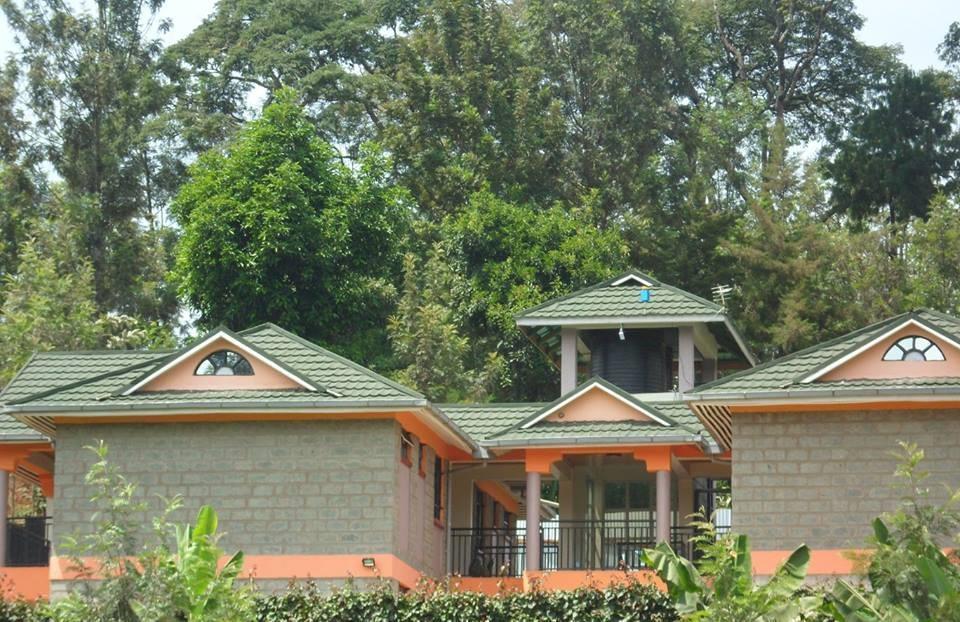 Kuniville Guest House เนย์รี ภายนอก รูปภาพ
