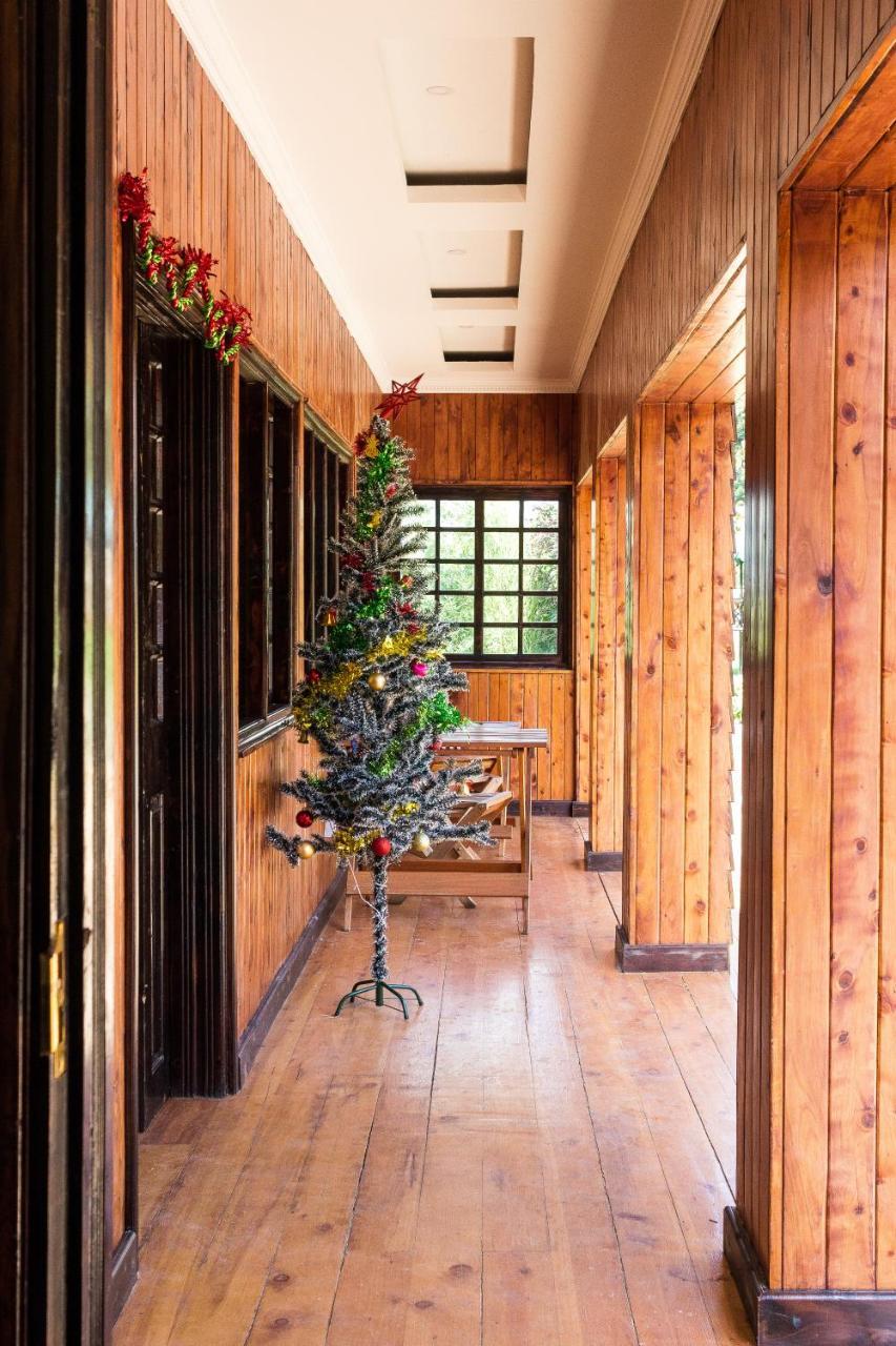Kuniville Guest House เนย์รี ภายนอก รูปภาพ