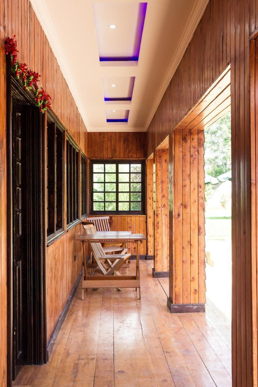 Kuniville Guest House เนย์รี ภายนอก รูปภาพ