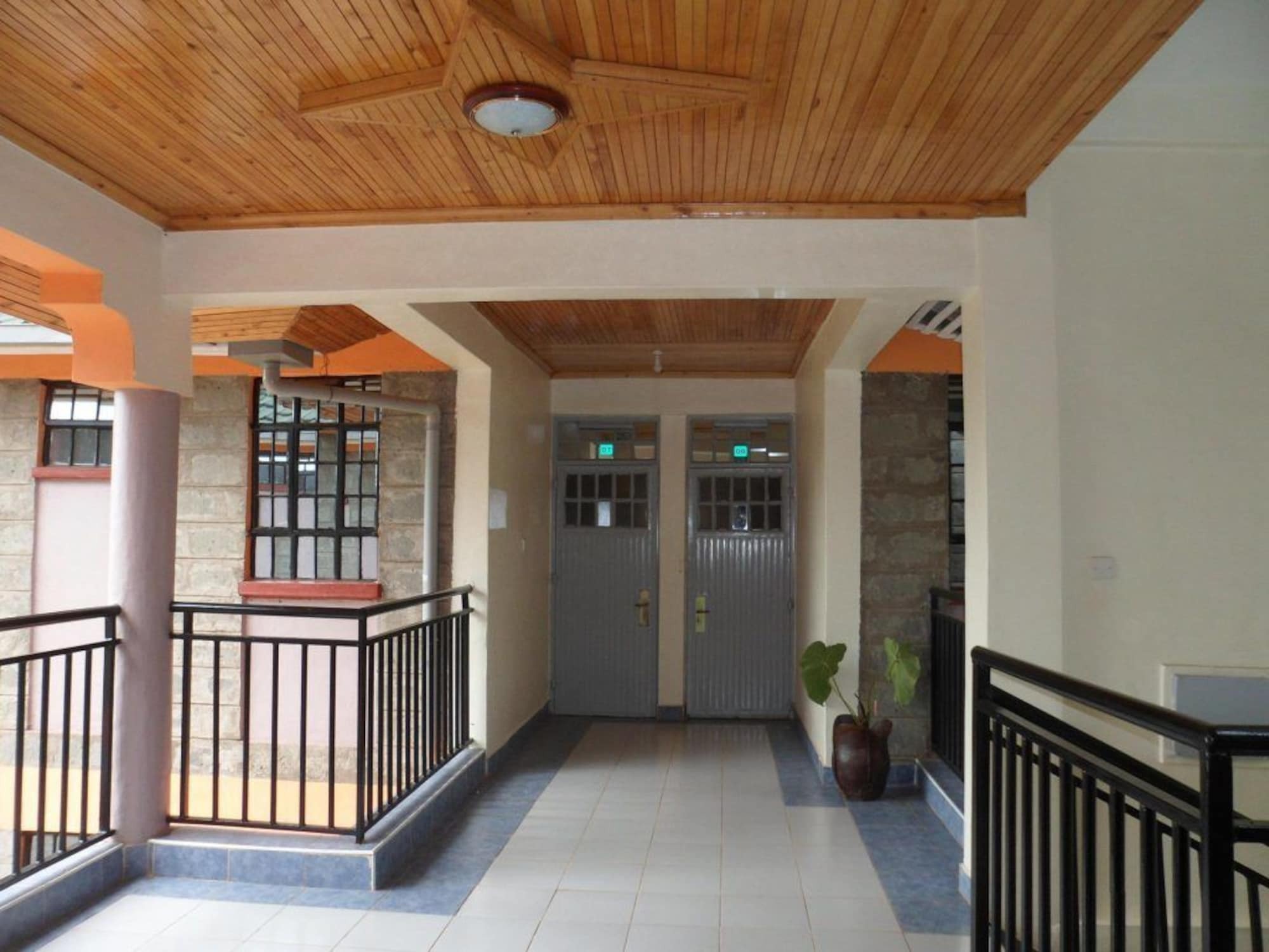 Kuniville Guest House เนย์รี ภายนอก รูปภาพ
